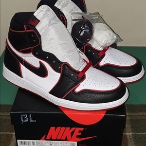 Air Jordan 1 Bloodlines